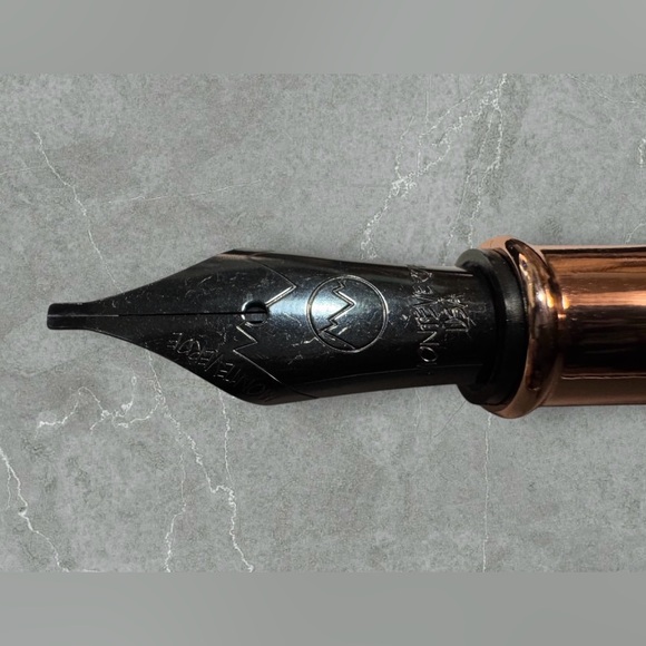 Monteverde Invincia Fountain Pen - Rose Gold Trim - 1.1mm Stub Nib - Picture 3 of 5